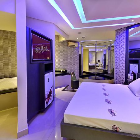 Deslize Motel 4 Uberlândia المظهر الخارجي الصورة